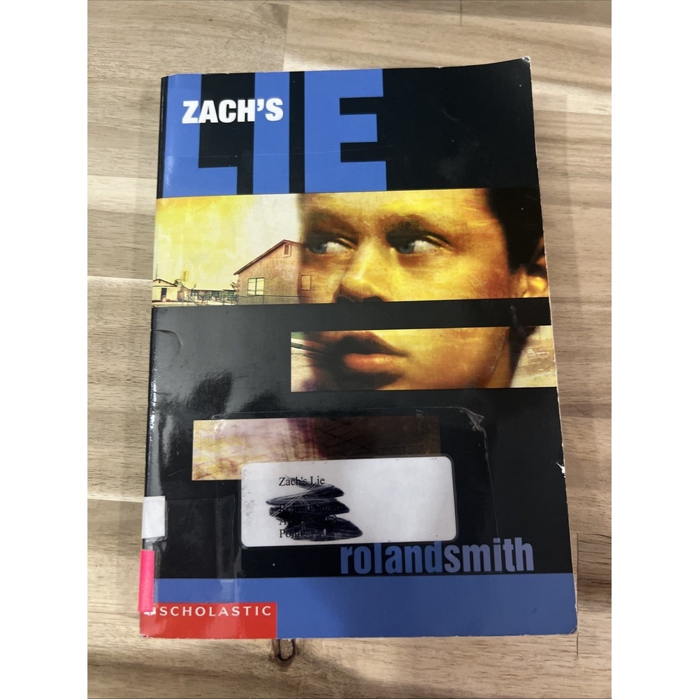 Roland Smith Zach's Lie Young Adult Paperback Blue‎ Thriller Scholastic